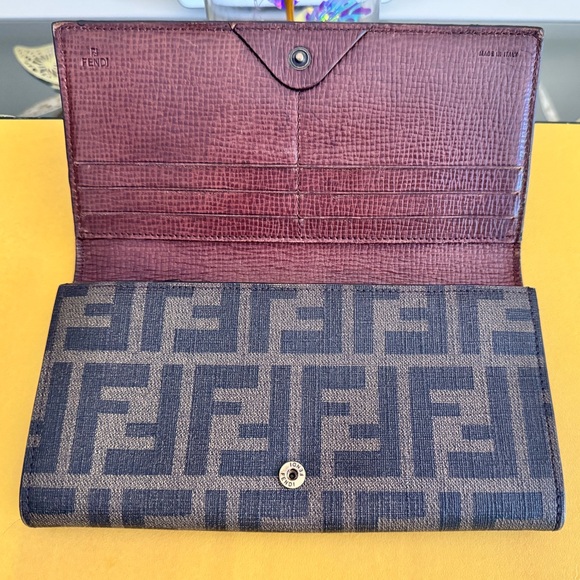 FENDI Zucca Long Wallet - Picture 4 of 11